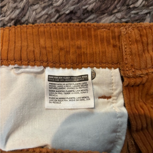 Levi's Ribcage Wide Leg Super High Rise Wide-Wale Corduroy Pants • Brown • 25 2 - Picture 14 of 15